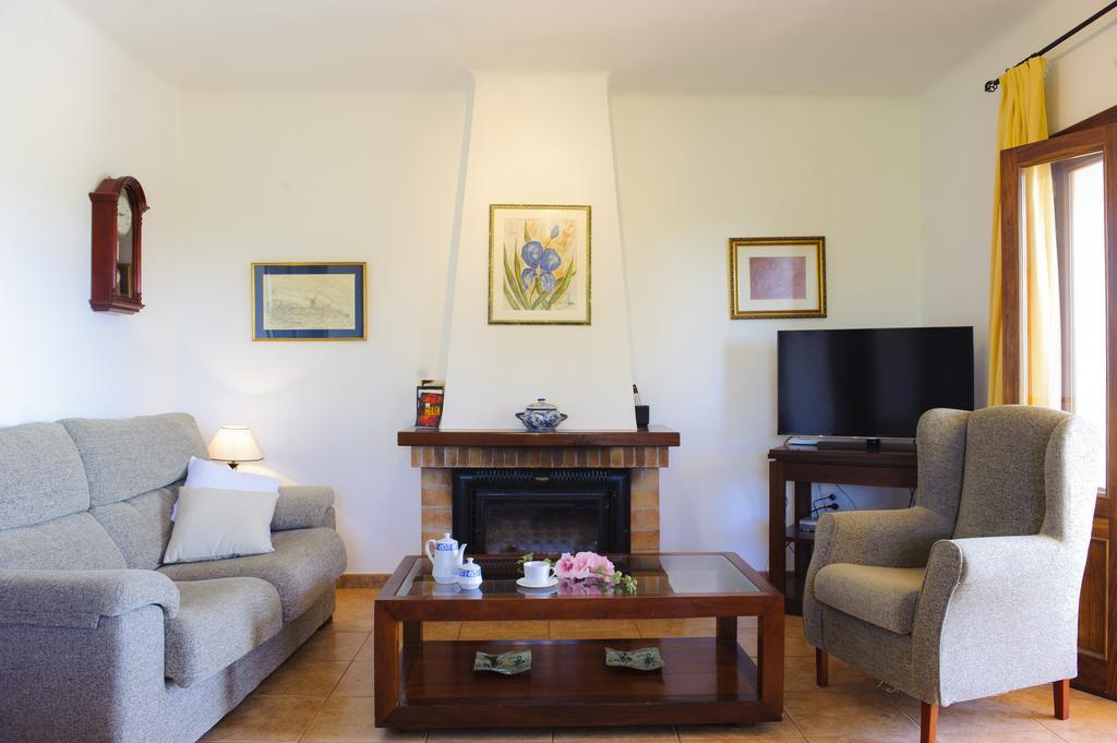 Finca Miquel Tomas Cas Concos Room photo